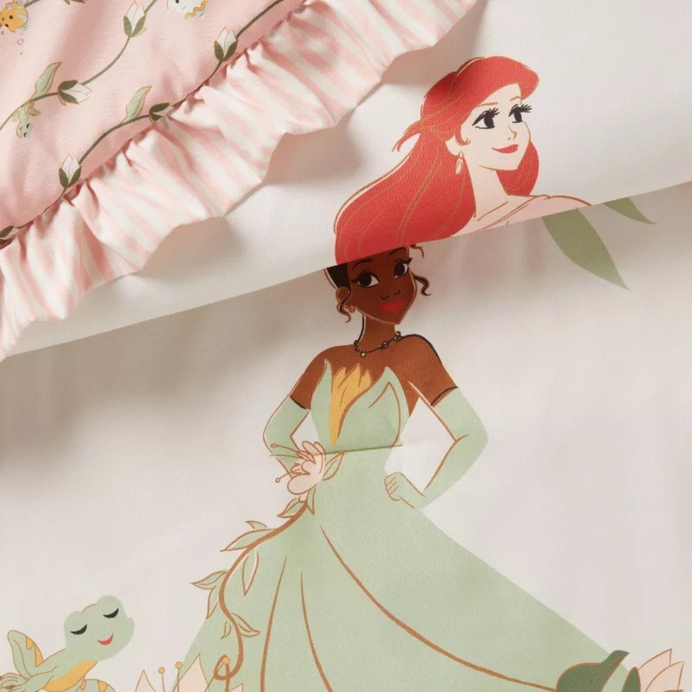 Twin Princess Vine Kids' Comforter - The Disney Collection by Pillowfort - Picture 2 of 6
